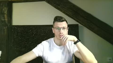 Andrew independent model 2000-0000 CET daily online show from May 12, 6:27 pm