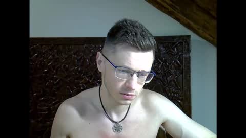 Andrew independent model 2000-0000 CET daily online show from January 18, 9:50 pm