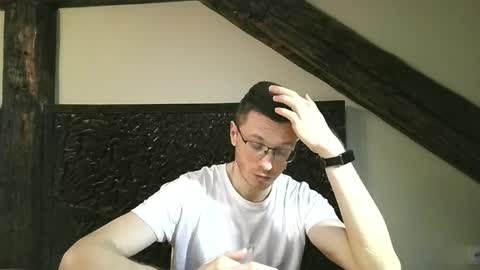 Andrew independent model 2000-0000 CET daily online show from May 20, 7:53 pm