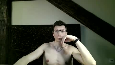 Andrew independent model 2000-0000 CET daily online show from April 27, 8:03 pm