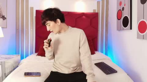 Lumier  online show from April 12, 8:10 pm