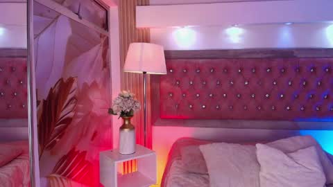 Lumier  online show from April 19, 8:00 pm