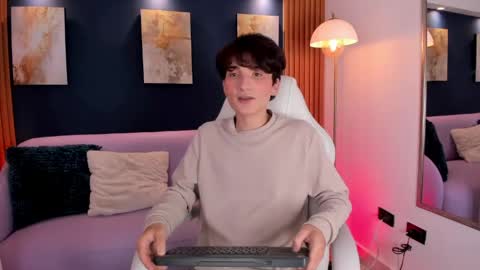 Lumier  online show from April 24, 8:11 pm