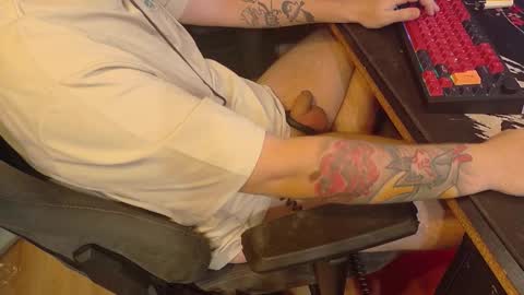 lumpie2508 online show from December 1, 7:50 pm