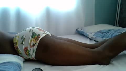 Snapshot of lunalove22_ chatting on October 8, 7:02 am lunalove22_ online show from October 8, 7:02 am