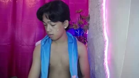 lunarmaxxx online show from April 18, 7:58 pm