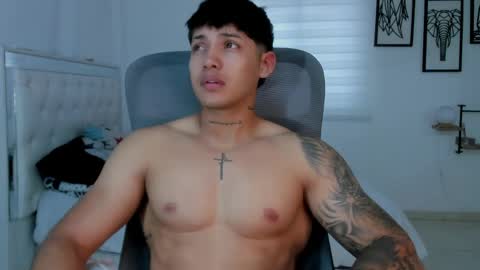 Lunay online show from April 25, 7:00 pm