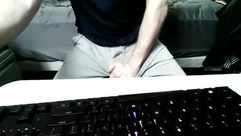 lurkin4alivin online show from October 19, 6:44 pm