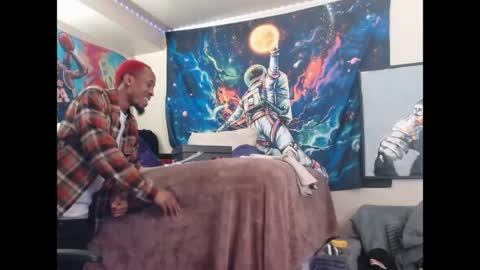 LUST online show from May 1, 2:26 am