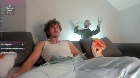 Snapshot of lustfullooking chatting on October 19, 11:35 am lustfullooking online show from October 19, 11:35 am