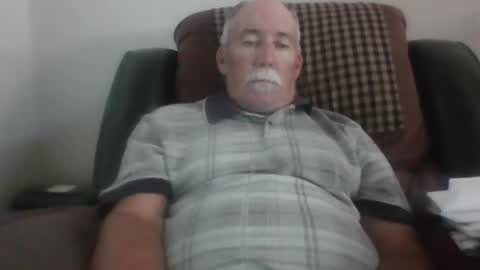 luv269er online show from April 23, 6:43 pm