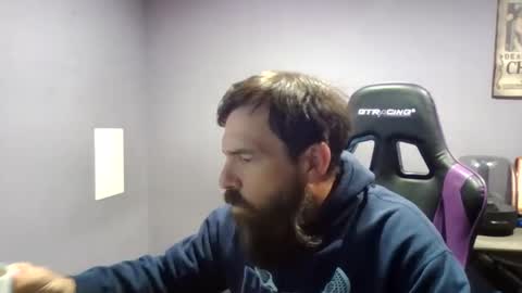 Luv2likslit online show from October 21, 8:06 am