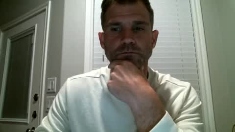 Snapshot of luvalonsix chatting on October 2, 2:48 am luvalonsix online show from October 2, 2:48 am