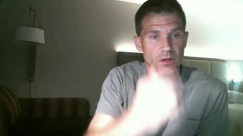 Snapshot of luvalonsix chatting on September 20, 2:11 am luvalonsix online show from September 20, 2:11 am