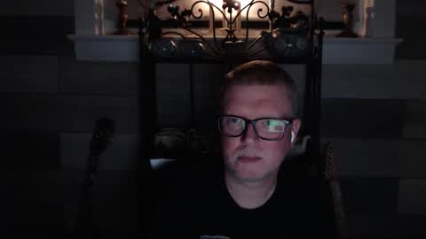 luvbunde online show from May 21, 3:13 am