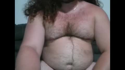 Snapshot of luvmesluts chatting on October 3, 6:18 am luvmesluts online show from October 3, 6:18 am