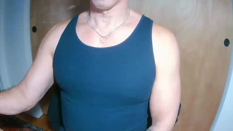 Snapshot of luvzjerkingoff chatting on March 12, 5:24 am luvzjerkingoff online show from March 12, 5:24 am