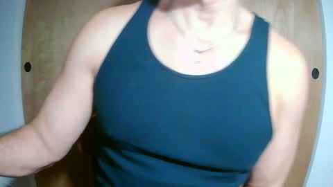 Snapshot of luvzjerkingoff chatting on February 28, 7:37 am luvzjerkingoff online show from February 28, 7:37 am