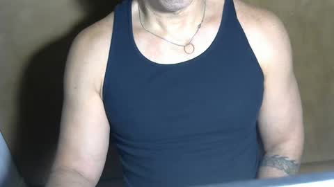 Snapshot of luvzjerkingoff chatting on February 24, 2:48 pm luvzjerkingoff online show from February 24, 2:48 pm