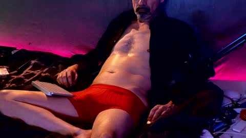 Snapshot of lux_dei chatting on January 15, 4:15 am Im a - CAMGUY YOU LIKE to FUCK online show from January 15, 4:15 am