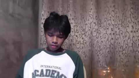 Snapshot of luxirfy_xx chatting on October 23, 11:35 am luxirfy online show from October 23, 11:35 am