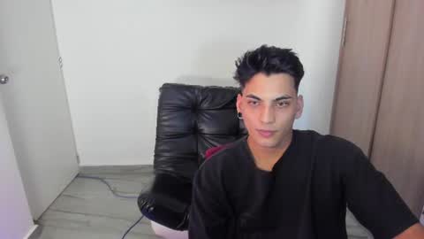 luxrx online show from June 17, 6:20 pm