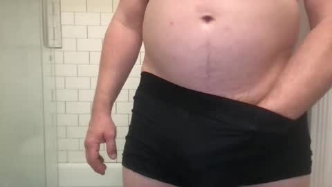 lvguynextdoor440656 online show from June 9, 3:19 am