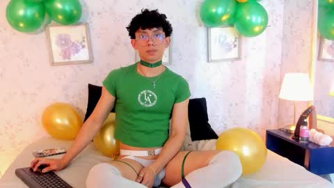 Lyan online show from March 17, 8:11 pm