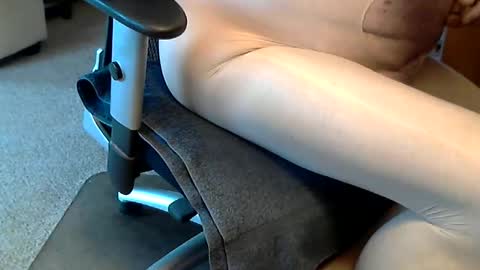 lynne1_cd_nj online show from April 5, 10:50 pm