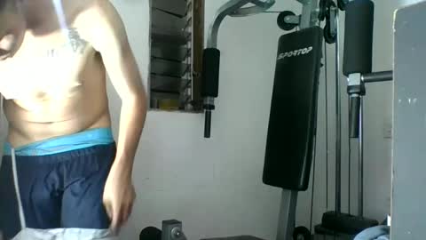 Snapshot of m0ntana777 chatting on September 11, 6:23 am m0ntana777 online show from September 11, 6:23 am