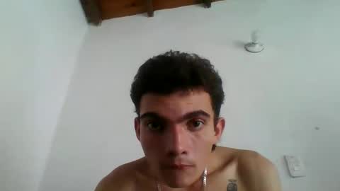 Snapshot of m0ntana777 chatting on February 20, 6:24 pm m0ntana777 online show from February 20, 6:24 pm