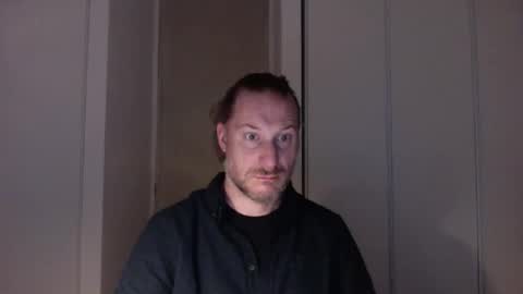 Snapshot of m4rduk81 chatting on November 2, 6:50 am m4rduk online show from November 2, 6:50 am