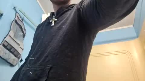 Snapshot of m831481 chatting on October 3, 11:37 am Hotandhairy online show from October 3, 11:37 am