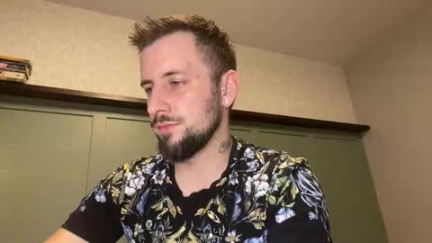 m_stephen online show from March 13, 3:25 am