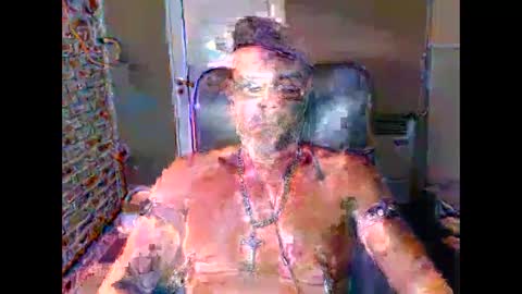 MACHO BUSCADOR online show from February 7, 4:59 am