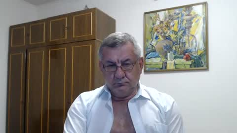 Macho online show from July 17, 8:59 pm