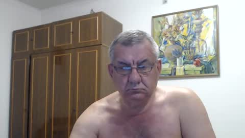 Macho online show from August 4, 7:51 pm