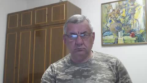 Macho online show from April 21, 7:09 pm