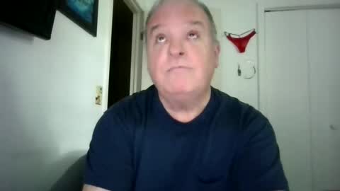 Snapshot of mackdocc001 chatting on October 6, 3:27 pm mackdocc001 online show from October 6, 3:27 pm