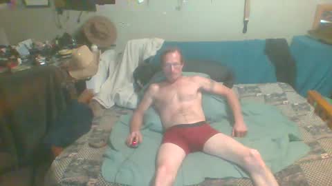 Snapshot of mackdog1369 chatting on September 27, 2:42 am mackdog1369 online show from September 27, 2:42 am