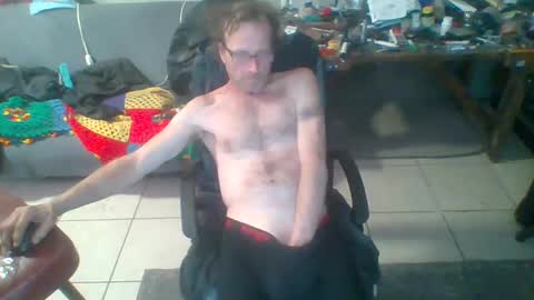 Snapshot of mackdog1369 chatting on February 19, 6:43 pm mackdog1369 online show from February 19, 6:43 pm