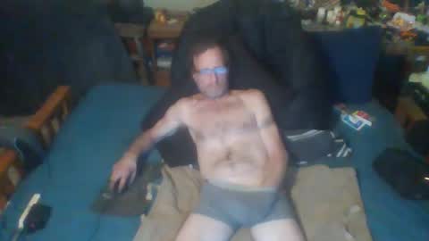 Snapshot of mackdog1369 chatting on January 20, 7:47 am mackdog1369 online show from January 20, 7:47 am