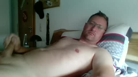 Snapshot of maddin8891 chatting on September 22, 11:43 am Maddin online show from September 22, 11:43 am