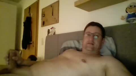Snapshot of maddin8891 chatting on March 8, 10:34 pm Maddin online show from March 8, 10:34 pm