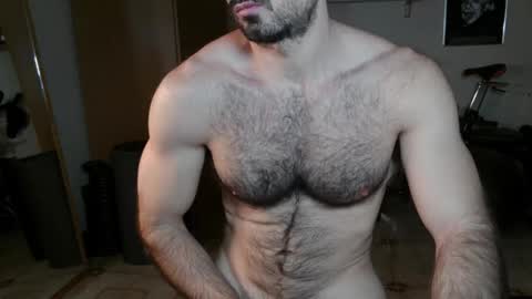 madmax20x online show from April 24, 11:23 am