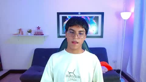 Maik online show from May 5, 9:04 pm