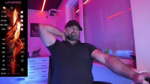 Magabear online show from May 19, 7:53 pm