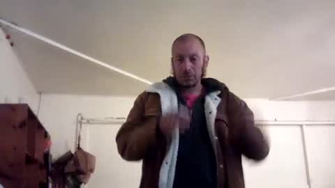 Snapshot of magdalena_805 chatting on January 20, 2:01 am magdalena_805 online show from January 20, 2:01 am