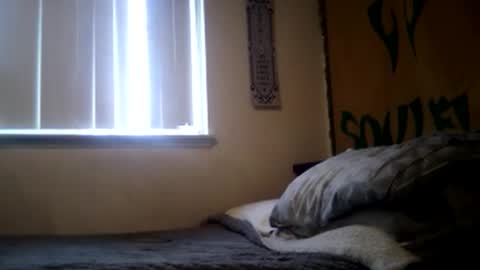 Snapshot of magdalena_805 chatting on March 2, 12:42 am magdalena_805 online show from March 2, 12:42 am
