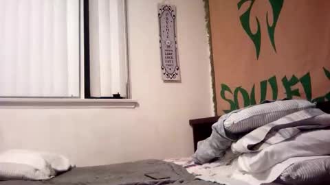 Snapshot of magdalena_805 chatting on March 3, 6:13 am magdalena_805 online show from March 3, 6:13 am